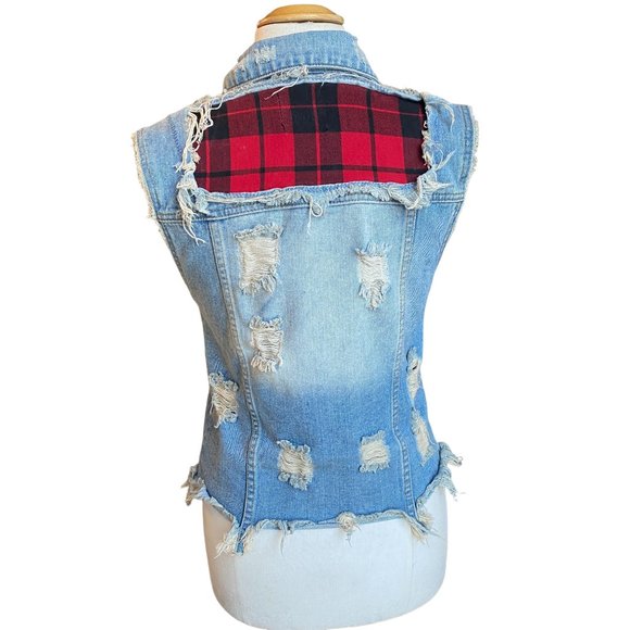 Unif Distressed Shredded Grunge Fringe Denim Festival Rodeo Vest Plaid Patches-S - Picture 11 of 16